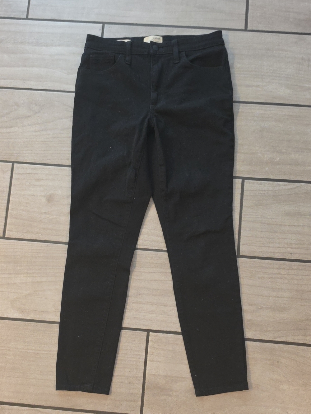Universal Thread Women’s Black Skinny Jeans